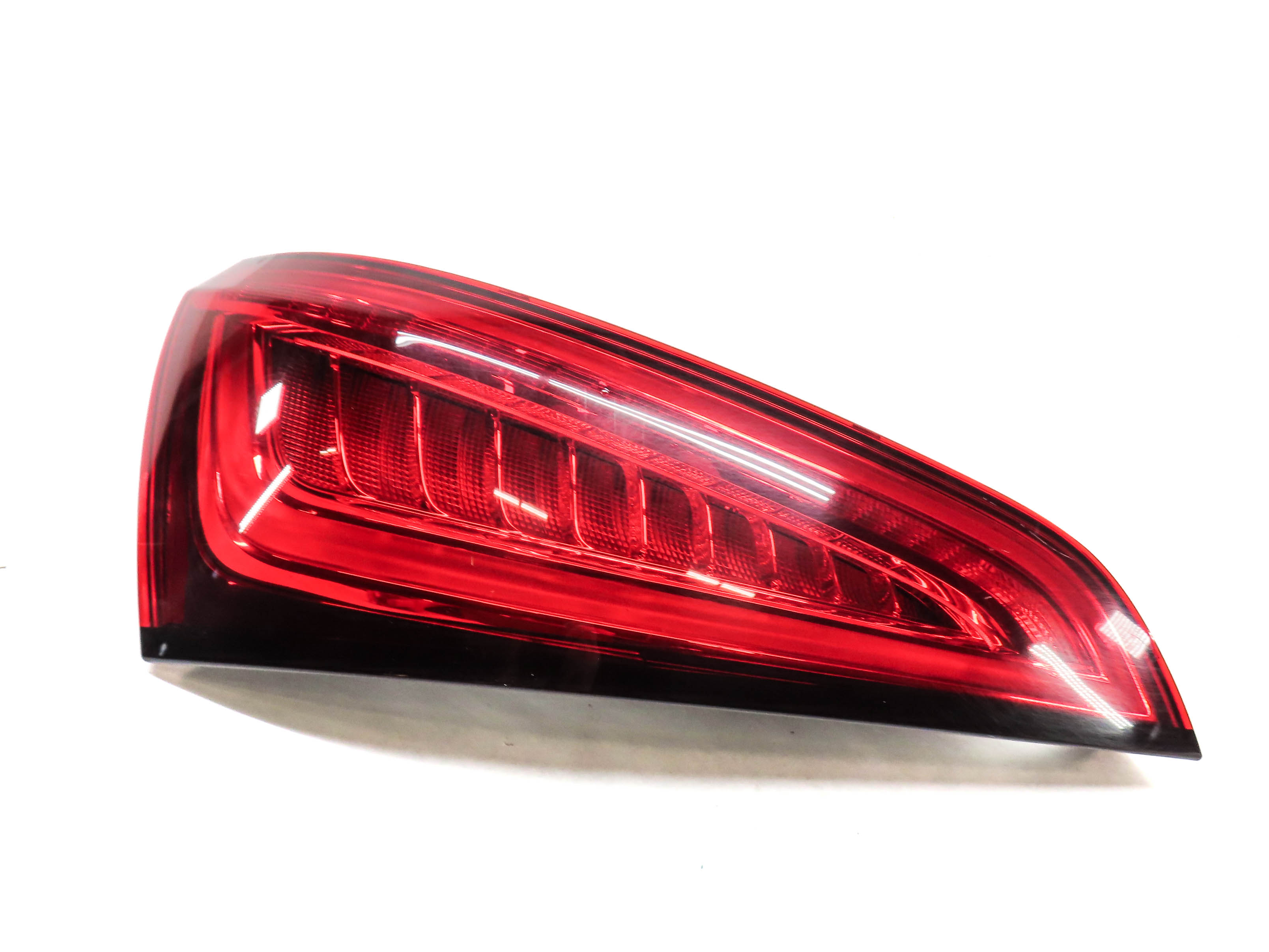 2017 AUDI Q5 (B8 8R) REAR LEFT UPPER QUARTER PANEL TAILLIGHT TAIL LIGHT LAMP — exact item pictured
